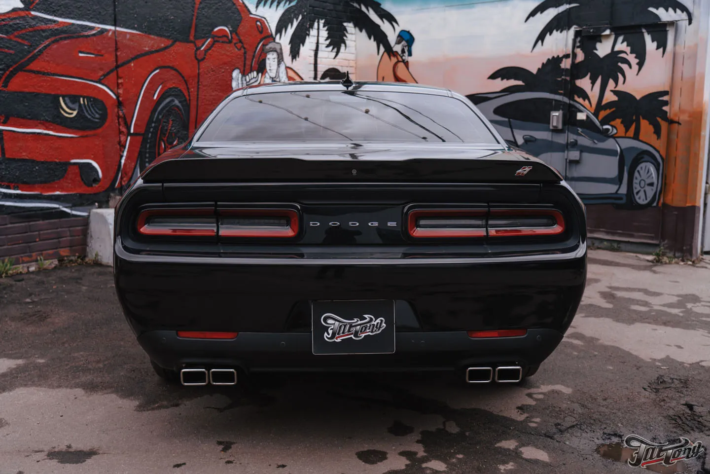 Новая выхлопная система с двумя режимами громкости на Dodge Challenger 3.6. Потратили на кнопку переключения режимов 5 дней!